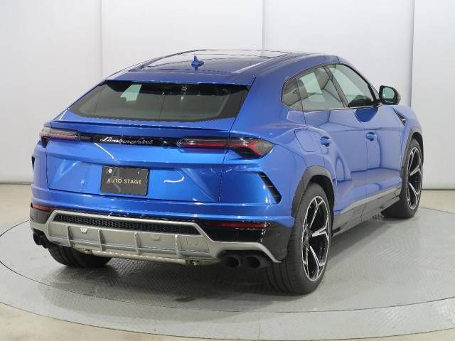 LAMBORGHINI URUS 2019 Image 31