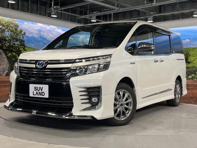 TOYOTA VOXY HYBRID 2017 Image 31