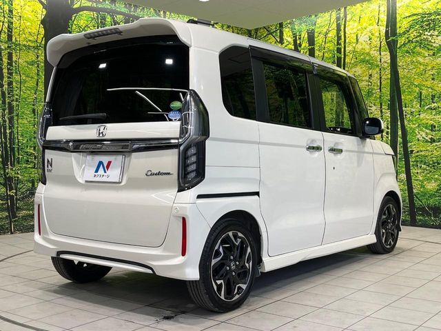 HONDA N BOX CUSTOM 2017 Image 31