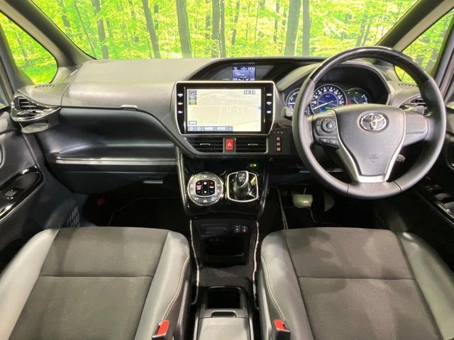 TOYOTA NOAH HYBRID 2020 Image 31