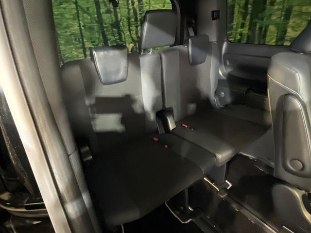 TOYOTA NOAH HYBRID 2020 Image 31