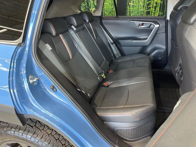 TOYOTA RAV4 HYBRID 4WD 2022 Image 31