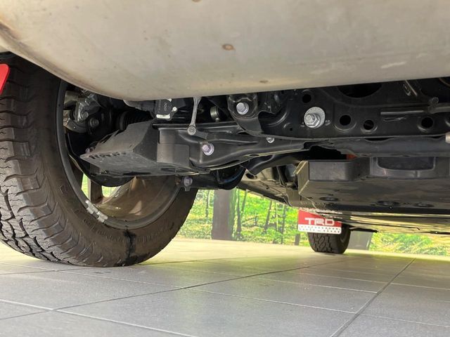 TOYOTA RAV4 HYBRID 4WD 2022 Image 31