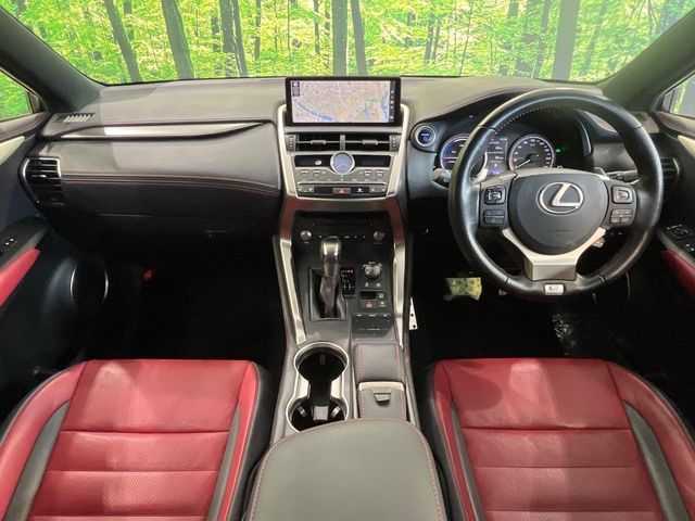 TOYOTA LEXUS NX300H 2019 Image 31