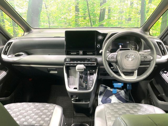 TOYOTA VOXY 2024 Image 31