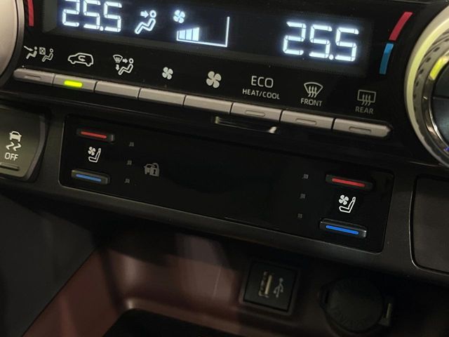 TOYOTA RAV4 4WD 2023 Image 31