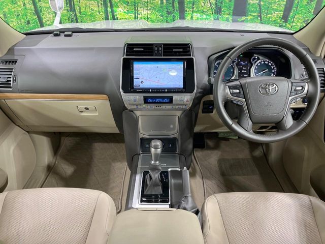 TOYOTA LANDCRUISER PRADO 2023 Image 31