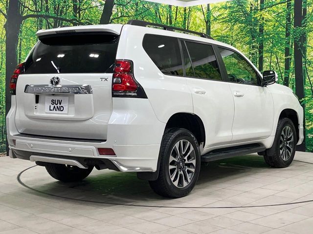 TOYOTA LANDCRUISER PRADO 2023 Image 31