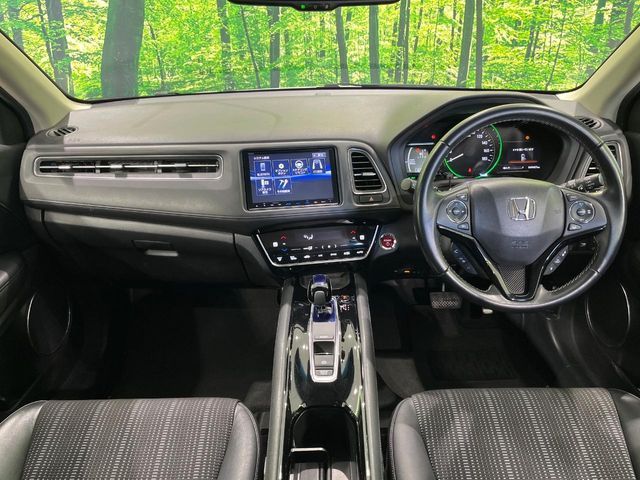 HONDA VEZEL HYBRID 2016 Image 31