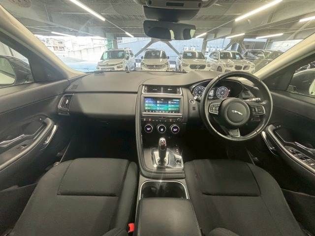 JAGUAR E-PACE 2018 Image 31