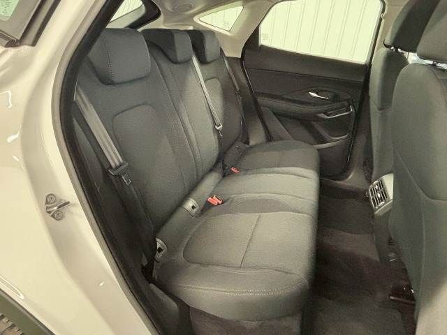 JAGUAR E-PACE 2018 Image 31