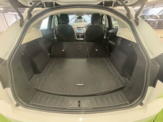 JAGUAR E-PACE 2018 Image 31