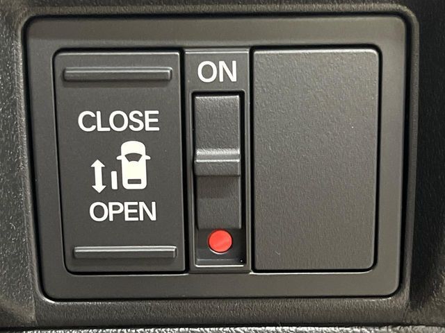 HONDA N BOX CUSTOM 2025 Image 31