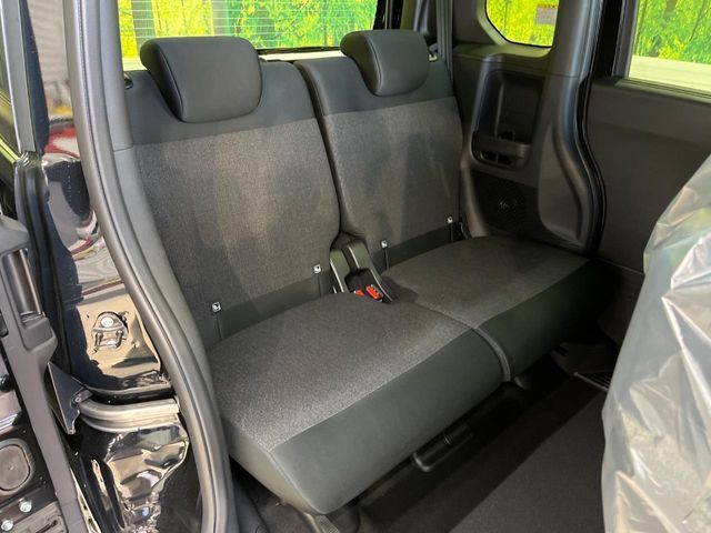 HONDA N BOX CUSTOM 2025 Image 31