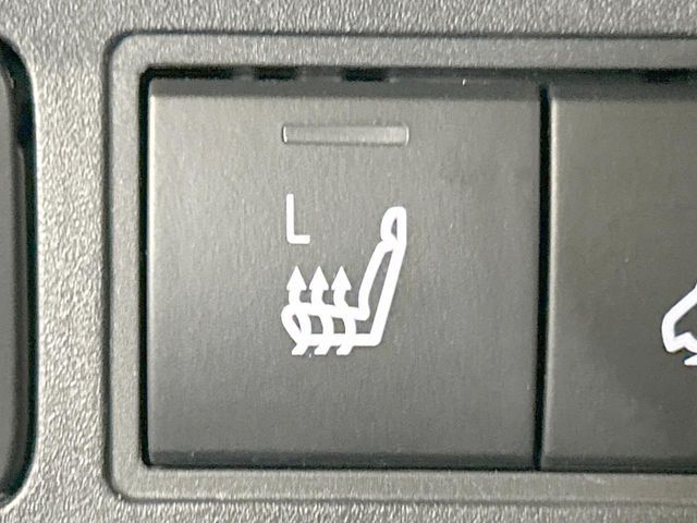 TOYOTA YARIS CROSS HYBRID 2025 Image 31