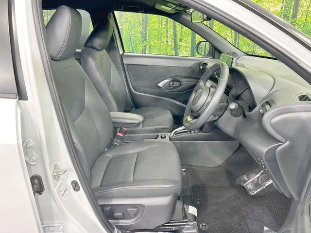 TOYOTA YARIS CROSS HYBRID 2025 Image 31