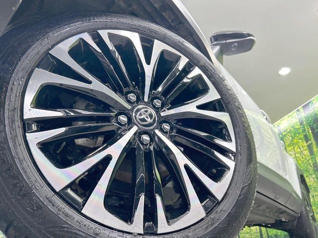 TOYOTA YARIS CROSS HYBRID 2025 Image 31