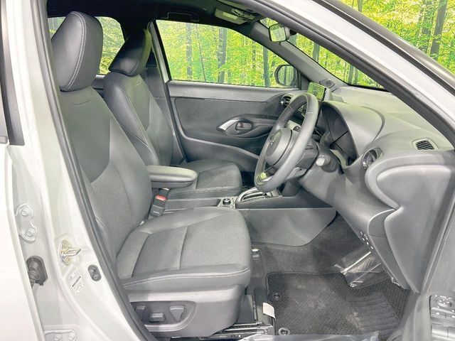 TOYOTA YARIS CROSS HYBRID 2025 Image 31