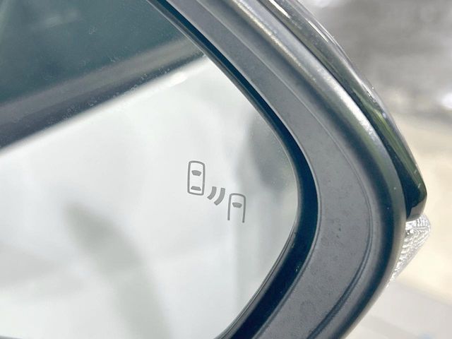 TOYOTA YARIS CROSS HYBRID 2025 Image 31