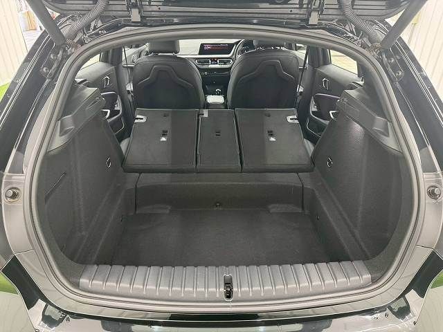 BMW 1SERIES 2021 Image 31