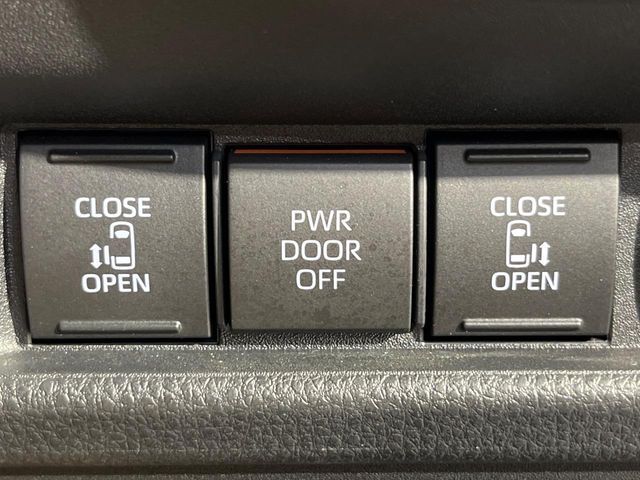 TOYOTA SIENTA HYBRID 2023 Image 31