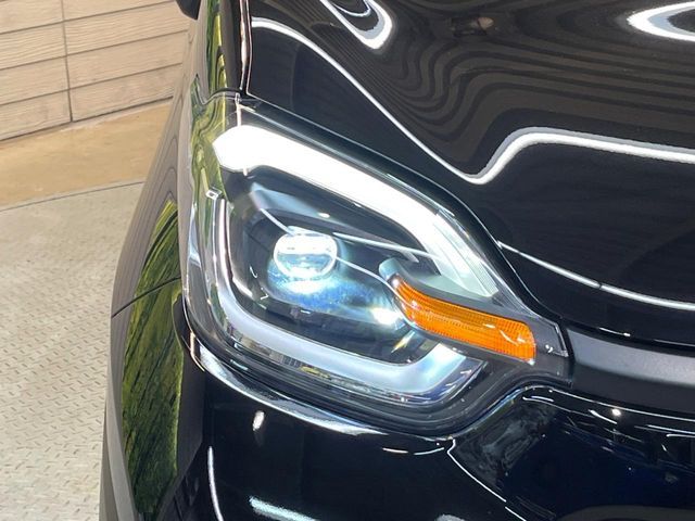 TOYOTA SIENTA HYBRID 2023 Image 31