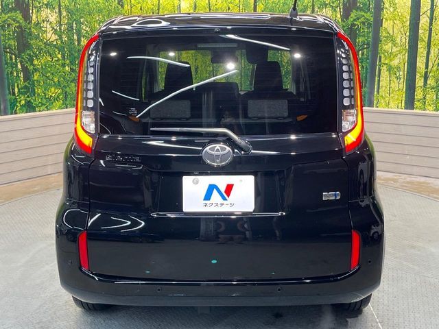 TOYOTA SIENTA HYBRID 2023 Image 31