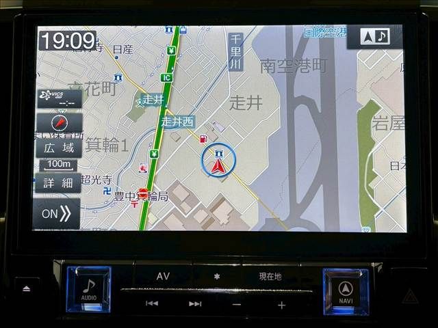 TOYOTA VELLFIRE 2017 Image 31