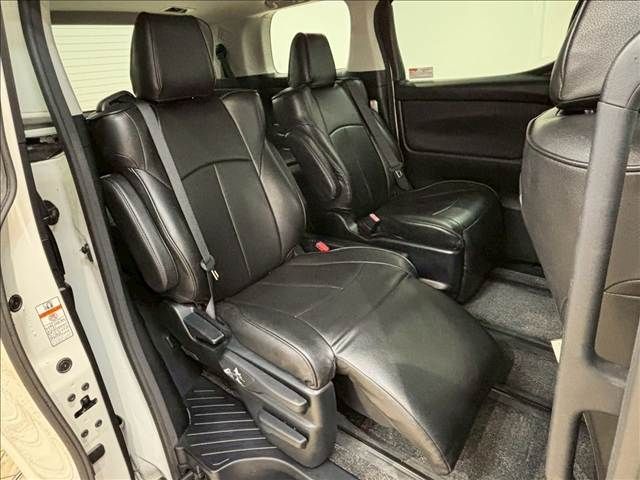 TOYOTA VELLFIRE 2017 Image 31