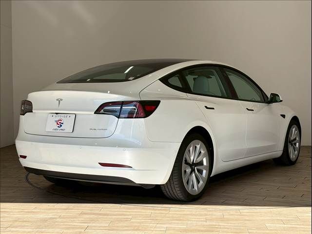 TESLA MODEL 3 2021 Image 31