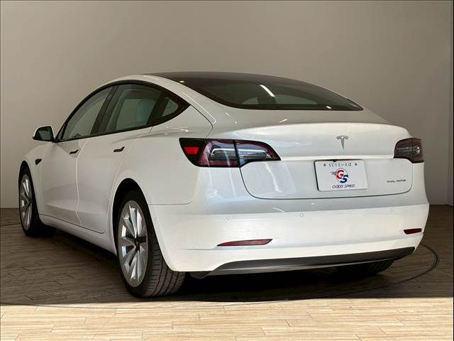 TESLA MODEL 3 2021 Image 31
