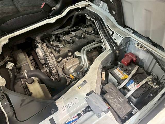 NISSAN NV350 CARAVAN 2018 Image 31