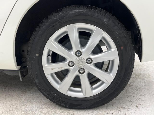 TOYOTA AQUA 2015 Image 31