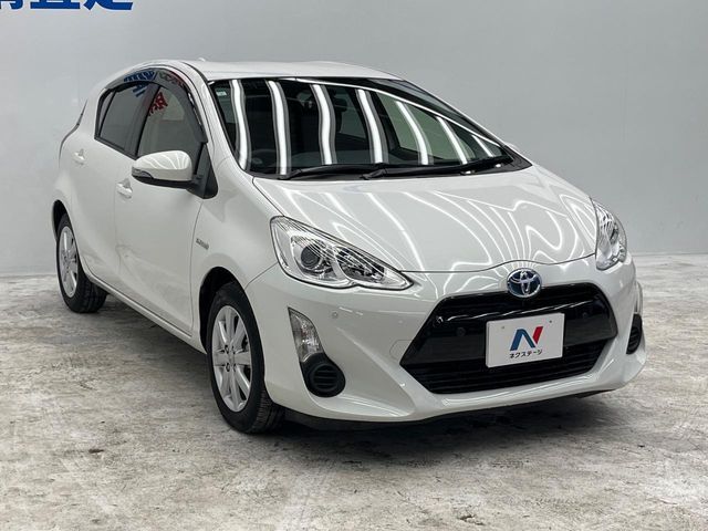 TOYOTA AQUA 2015 Image 31