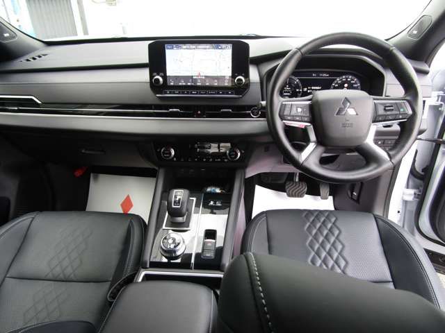 MITSUBISHI OUTLANDER PHEV 2024 Image 31