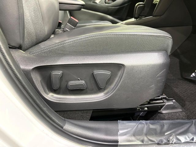 TOYOTA YARIS CROSS HYBRID 2025 Image 31