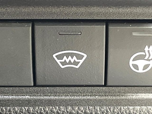 TOYOTA YARIS CROSS HYBRID 2025 Image 31