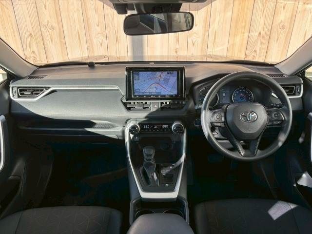 TOYOTA RAV4 HYBRID 2WD 2019 Image 31