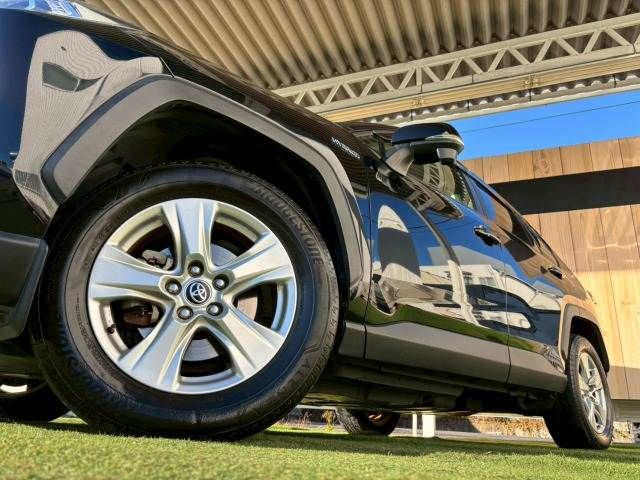 TOYOTA RAV4 HYBRID 2WD 2019 Image 31