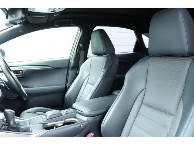 TOYOTA LEXUS NX300 AWD 2020 Image 31