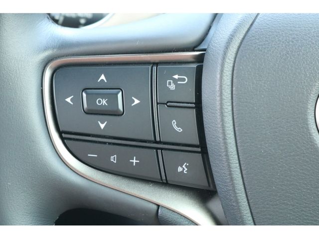 TOYOTA LEXUS UX250H AWD 2022 Image 31