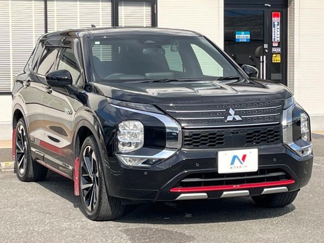 MITSUBISHI OUTLANDER PHEV 2023 Image 31