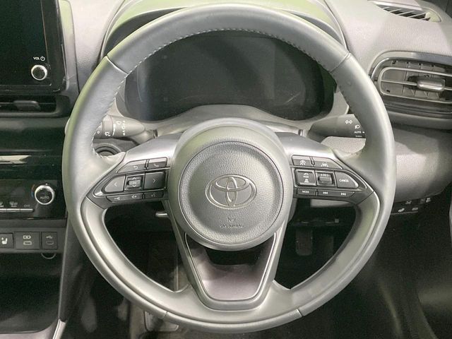 TOYOTA YARIS CROSS HYBRID 2025 Image 31
