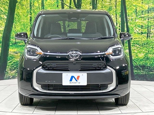 TOYOTA SIENTA HYBRID 2025 Image 31