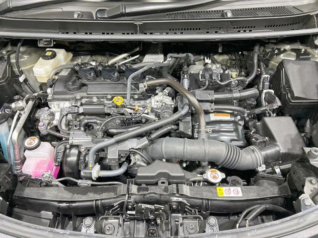 TOYOTA SIENTA HYBRID 2025 Image 31