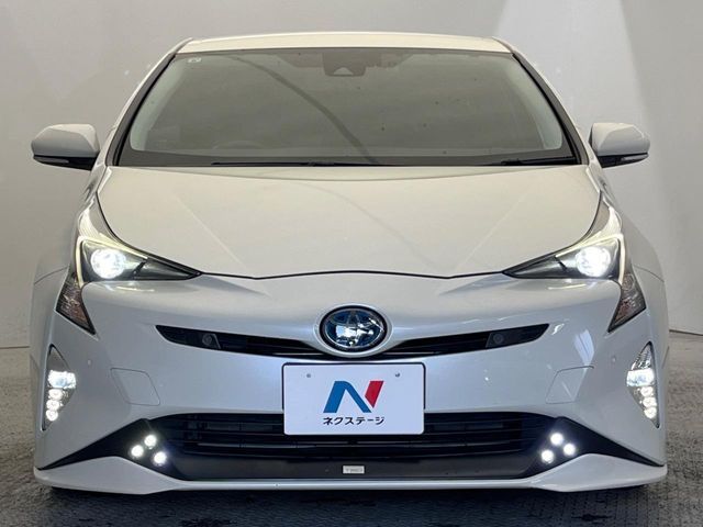 TOYOTA PRIUS 2017 Image 31