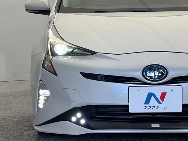 TOYOTA PRIUS 2017 Image 31