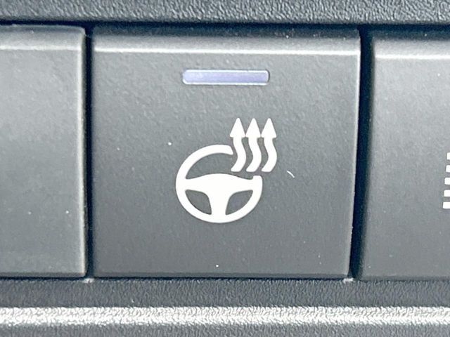 TOYOTA YARIS CROSS HYBRID 2025 Image 31