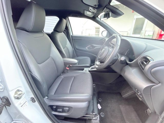 TOYOTA YARIS CROSS HYBRID 2025 Image 31