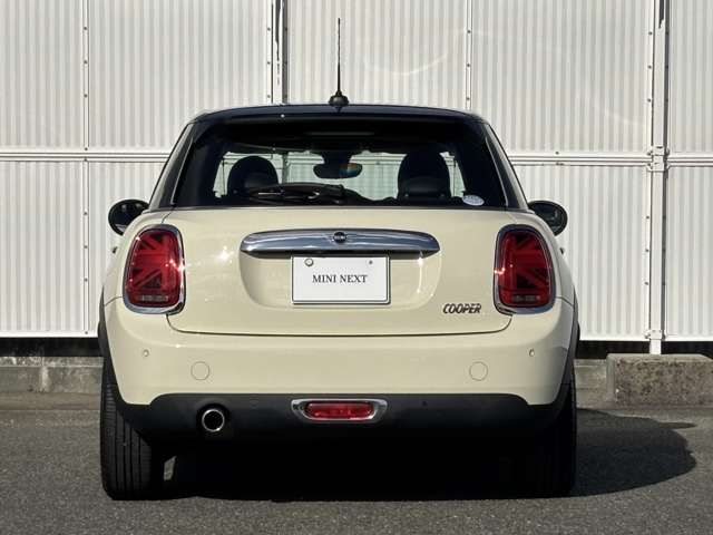 BMW MINI COOPER 5DOOR 2019 Image 31